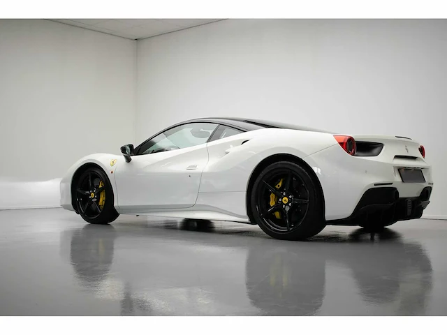Ferrari - 488 - 3.9 gtb hele - 2017 - x-898-kz - afbeelding 34 van  57
