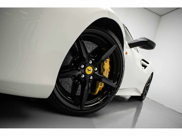 Ferrari - 488 - 3.9 gtb hele - 2017 - x-898-kz - afbeelding 53 van  57