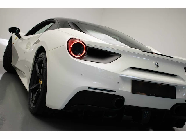 Ferrari - 488 - 3.9 gtb hele - 2017 - x-898-kz - afbeelding 56 van  57