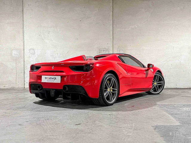 Ferrari 488 spider 3.9 v8 670pk 2018 (garantie) - afbeelding 21 van  76