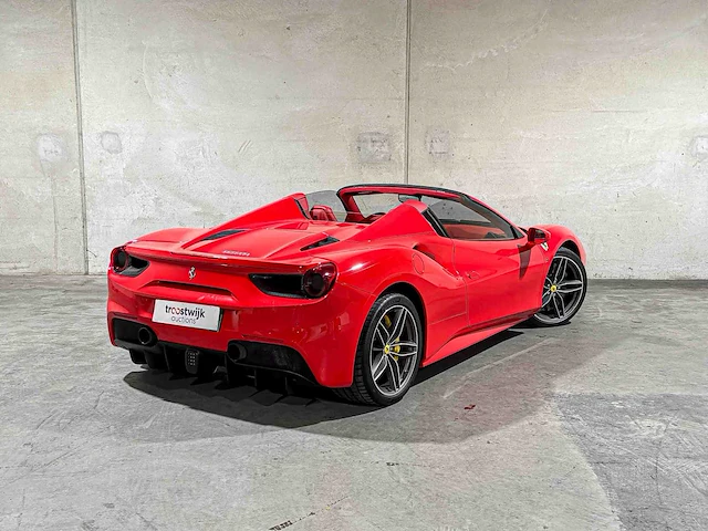 Ferrari 488 spider 3.9 v8 670pk 2018 (garantie) - afbeelding 22 van  76