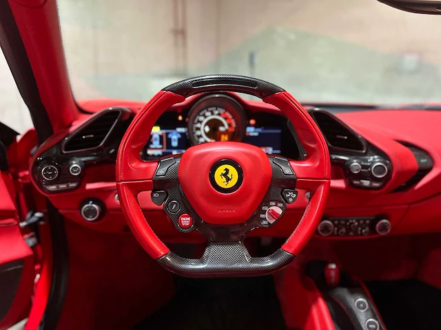 Ferrari 488 spider 3.9 v8 670pk 2018 (garantie) - afbeelding 39 van  76