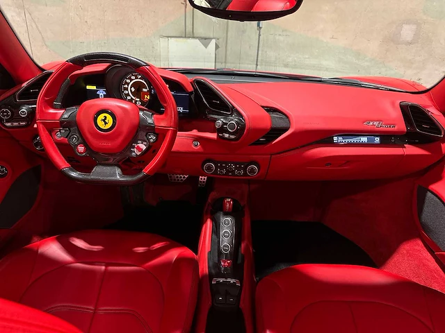 Ferrari 488 spider 3.9 v8 670pk 2018 (garantie) - afbeelding 41 van  76