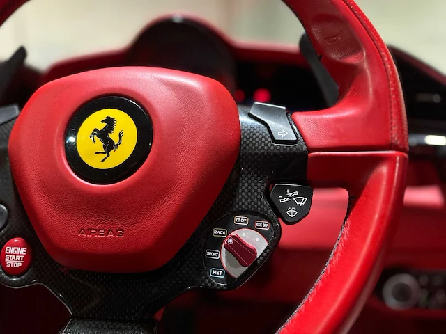 Ferrari 488 spider 3.9 v8 670pk 2018 (garantie) - afbeelding 44 van  76