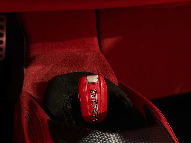 Ferrari 488 spider 3.9 v8 670pk 2018 (garantie) - afbeelding 52 van  76