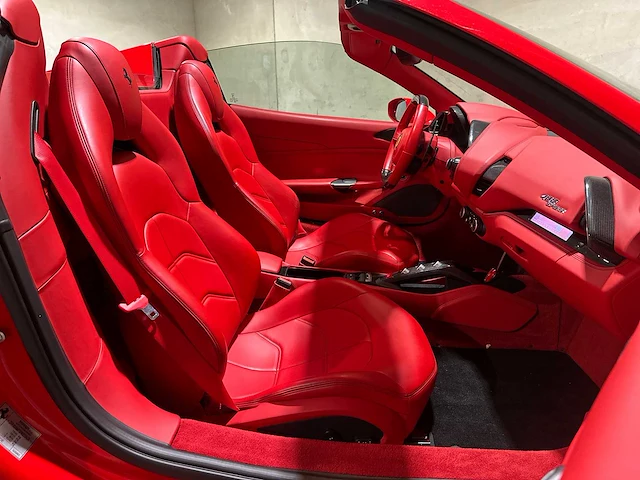Ferrari 488 spider 3.9 v8 670pk 2018 (garantie) - afbeelding 65 van  76