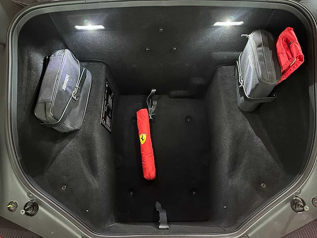 Ferrari 488 spider 3.9 v8 670pk 2018 (garantie) - afbeelding 69 van  76