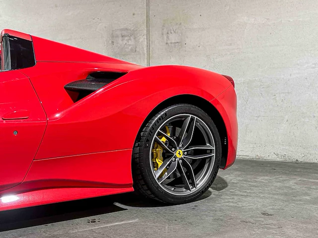 Ferrari 488 spider 3.9 v8 670pk 2018 (garantie) - afbeelding 8 van  76