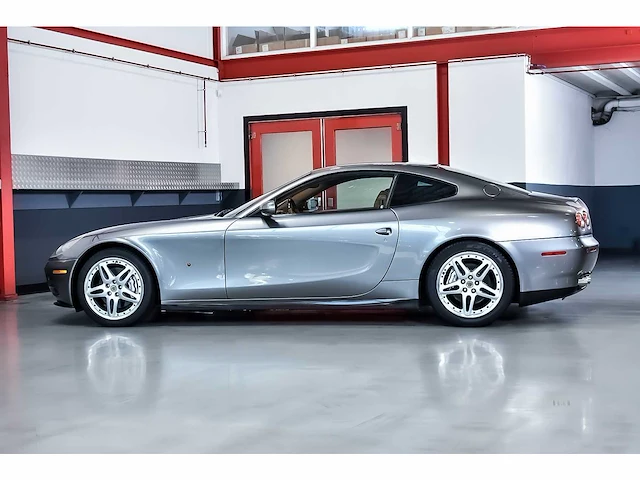 Ferrari 612 scaglietti coupe 5,7l v12 - 2008 - afbeelding 43 van  106