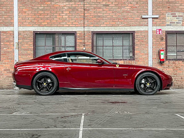 Ferrari 612 scaglietti f1 5.7 v12 540pk 2005 youngtimer - afbeelding 4 van  49