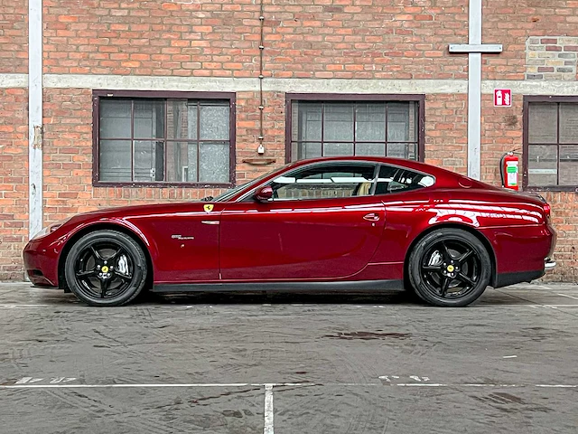 Ferrari 612 scaglietti f1 5.7 v12 540pk 2005 youngtimer - afbeelding 14 van  49