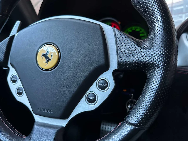 Ferrari 612 scaglietti f1 5.7 v12 540pk 2007 -youngtimer- - afbeelding 22 van  38