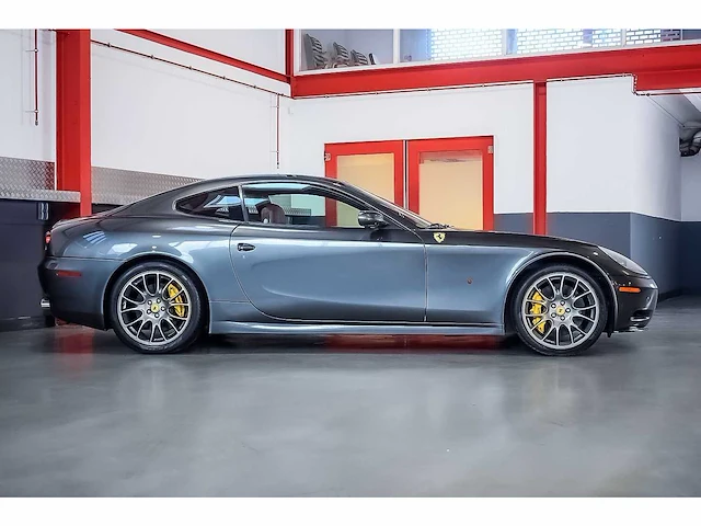 Ferrari 612 scaglietti 'one-to-one' coupe 5,7l v12 - 2010 - afbeelding 3 van  78