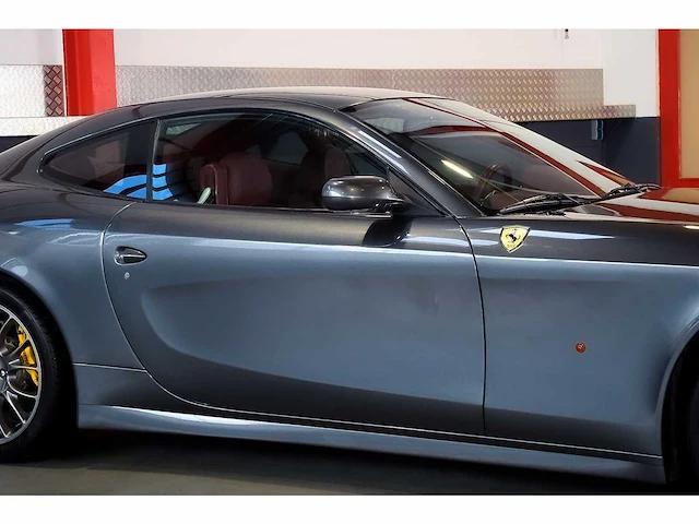 Ferrari 612 scaglietti 'one-to-one' coupe 5,7l v12 - 2010 - afbeelding 5 van  78
