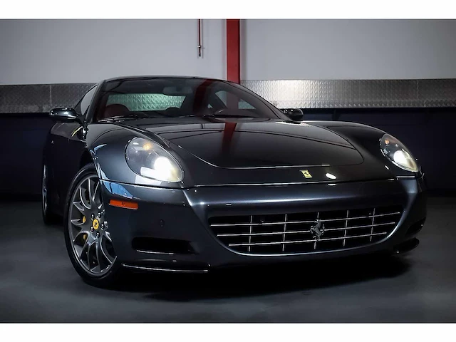 Ferrari 612 scaglietti 'one-to-one' coupe 5,7l v12 - 2010 - afbeelding 20 van  78