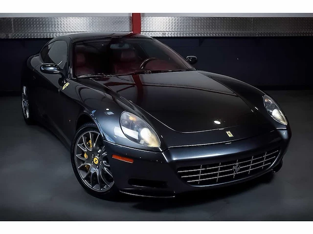 Ferrari 612 scaglietti 'one-to-one' coupe 5,7l v12 - 2010 - afbeelding 24 van  78