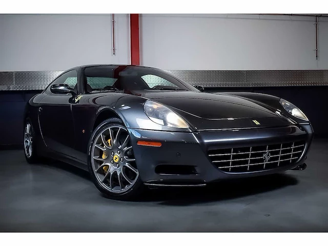 Ferrari 612 scaglietti 'one-to-one' coupe 5,7l v12 - 2010 - afbeelding 25 van  78