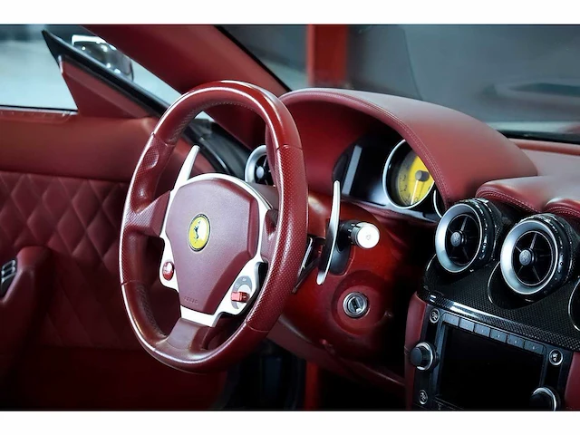 Ferrari 612 scaglietti 'one-to-one' coupe 5,7l v12 - 2010 - afbeelding 63 van  78