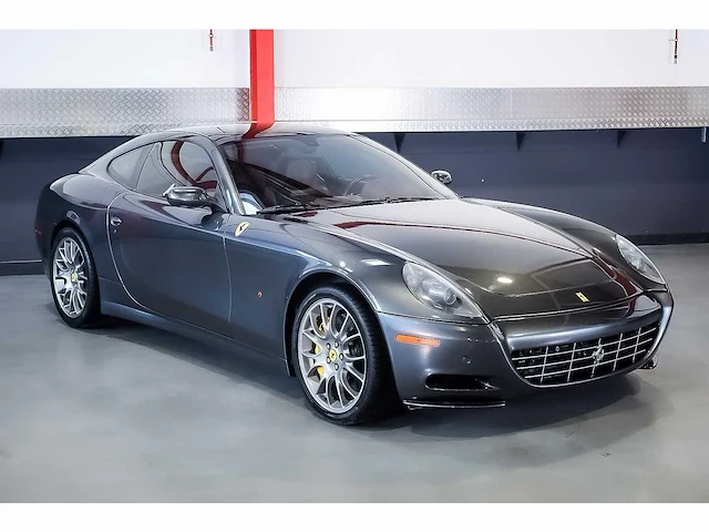 Ferrari 612 scaglietti 'one-to-one' coupe 5,7l v12 - 2010 - afbeelding 56 van  78