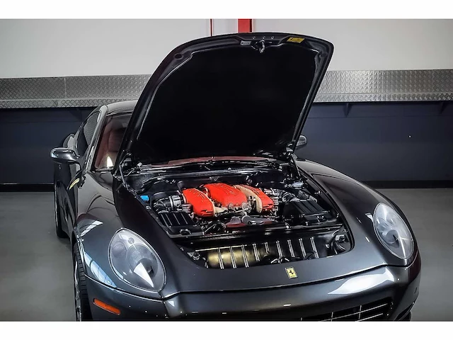 Ferrari 612 scaglietti 'one-to-one' coupe 5,7l v12 - 2010 - afbeelding 70 van  78