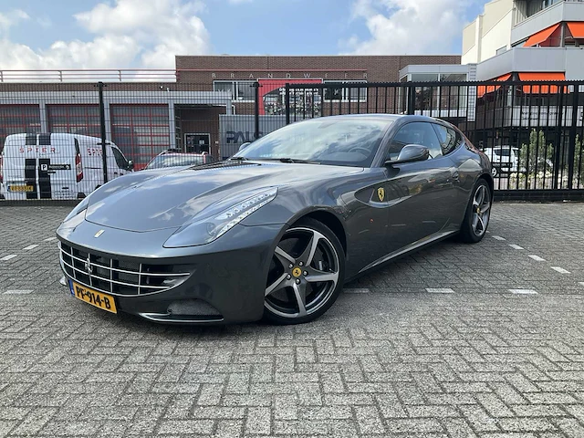 Ferrari ff 6.3 v12 automaat 2012, pf-914-b - afbeelding 1 van  36