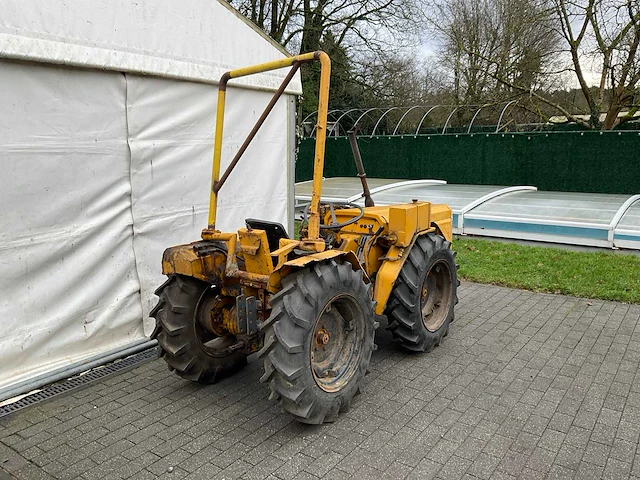 Ferrari oldtimer tractor - afbeelding 13 van  17