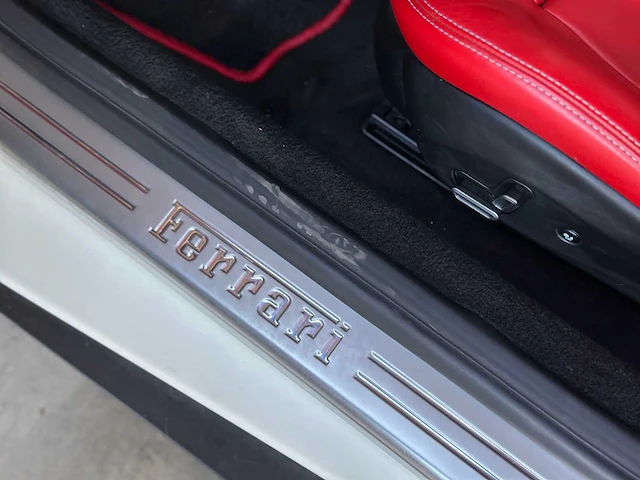Ferrari portofino 3.9 600pk 2020 - afbeelding 45 van  61