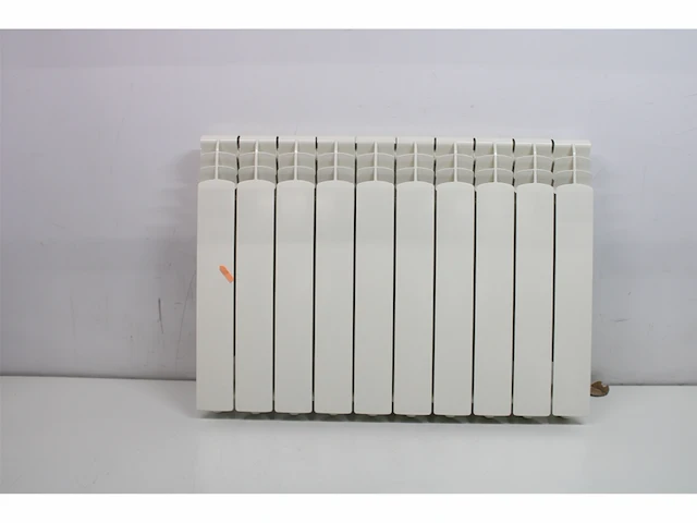 Ferroli aluminium radiator proteo hp600 x 98 mm afstand 500 mm 10 lamellen (747058010) - afbeelding 3 van  3