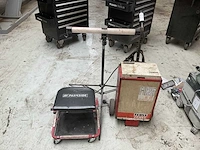 Ferve f-825 acculader - afbeelding 1 van  5