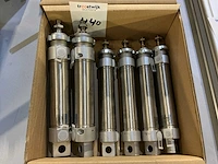Festo luchtcilinder (6x) - afbeelding 1 van  2