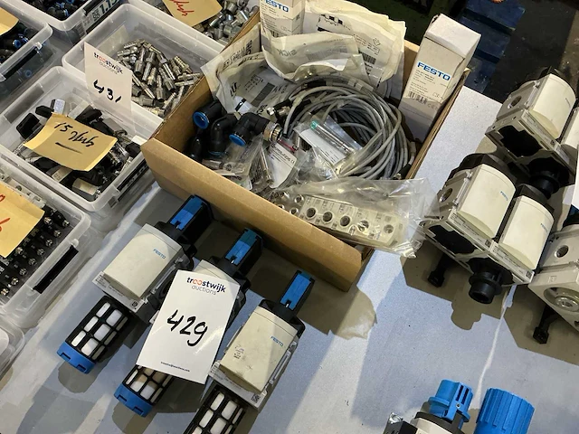 Festo partij festo materialen - afbeelding 1 van  5