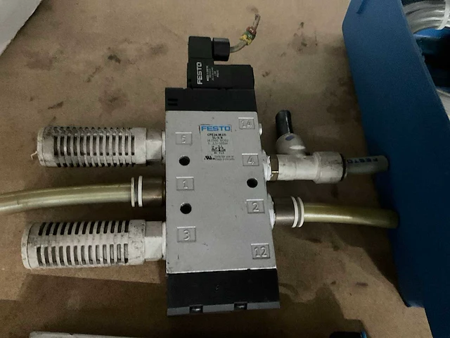 Festo pneumatische componenten (8x) - afbeelding 2 van  6