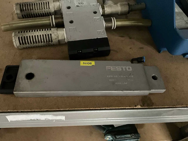 Festo pneumatische componenten (8x) - afbeelding 4 van  6
