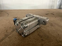 Festo pneumatische roterende actuator (7x) - afbeelding 3 van  6