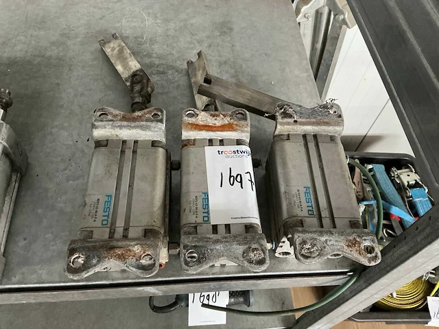 Festo werkcilinder (3x) - afbeelding 1 van  3