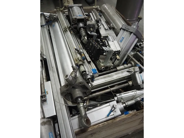 Festo - afbeelding 9 van  9