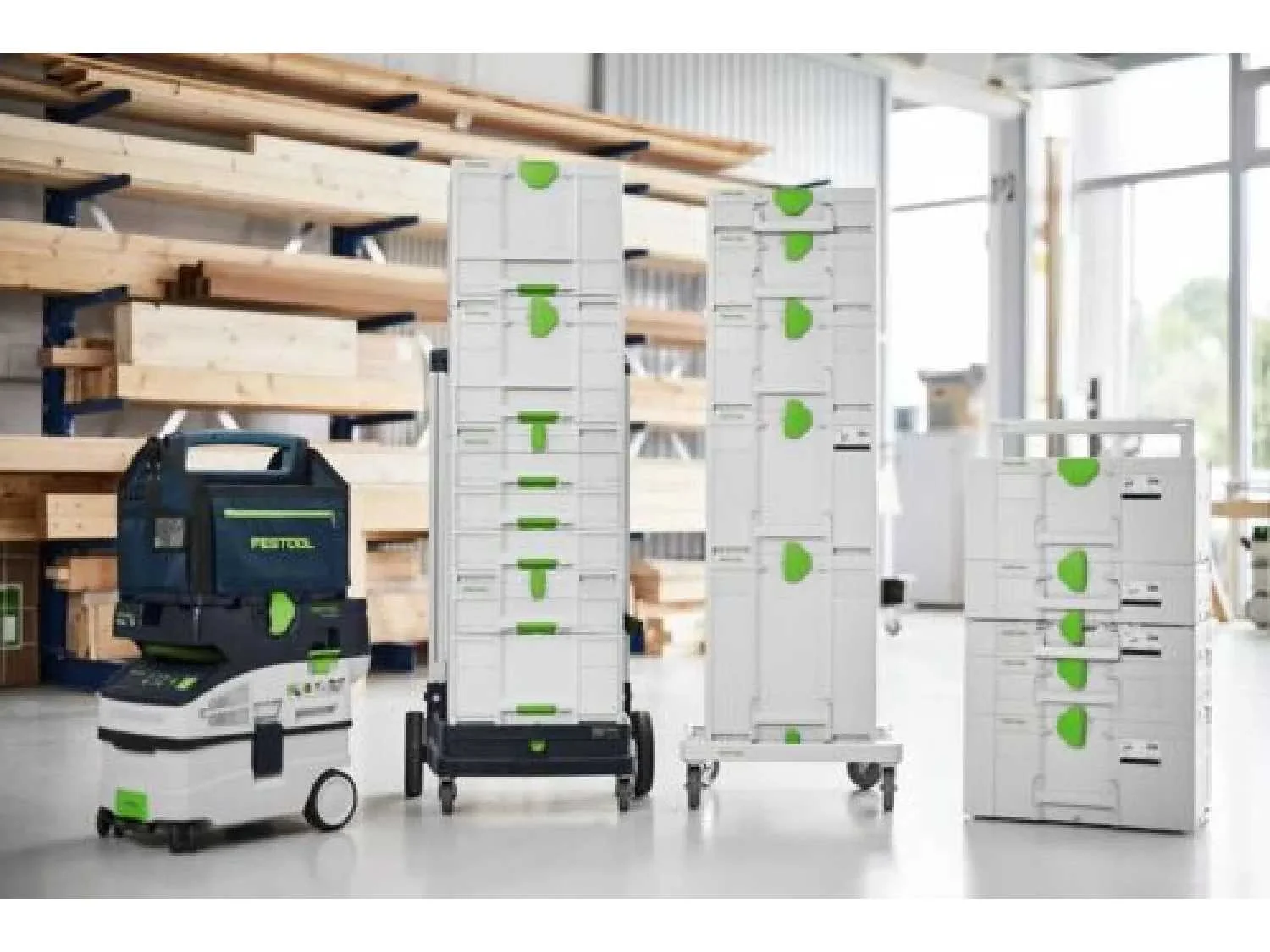 Festool gereedschap, aanhangers en opslagcontainers.