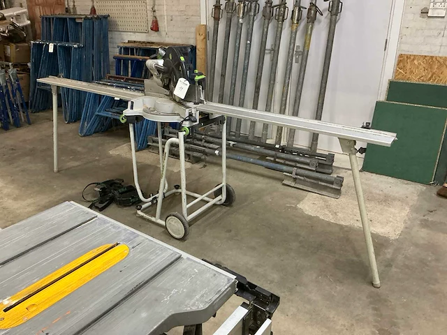 Festool ks88e radiaal afkortzaag - afbeelding 2 van  7
