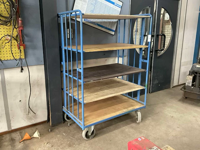 Fetra magazijnwagen - afbeelding 2 van  2