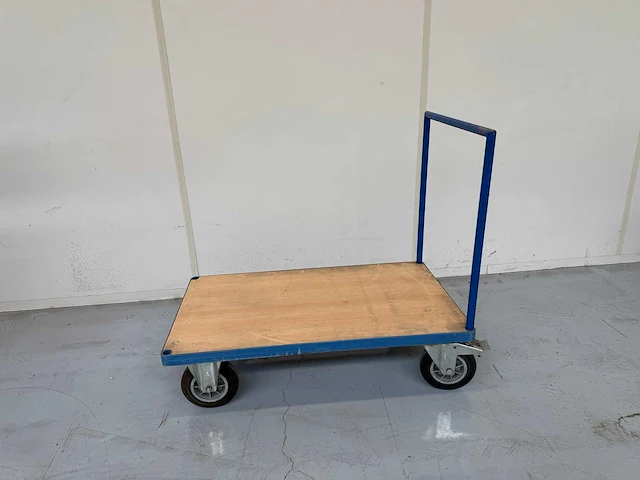 Fetra magazijnwagen - afbeelding 1 van  4