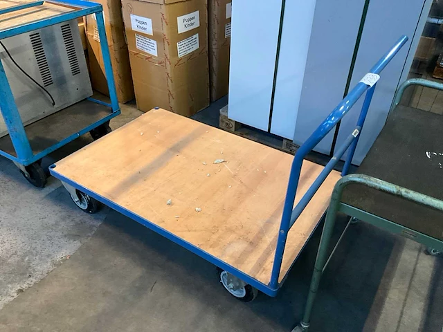 Fetra plateauwagen - afbeelding 1 van  2