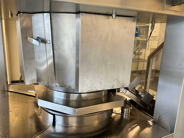 Fette 2090 tablet pers machine - afbeelding 6 van  30