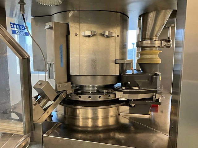Fette 2090 tablet pers machine - afbeelding 29 van  30