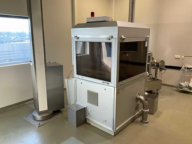 Fette p2100 tablet pers machine - afbeelding 21 van  27