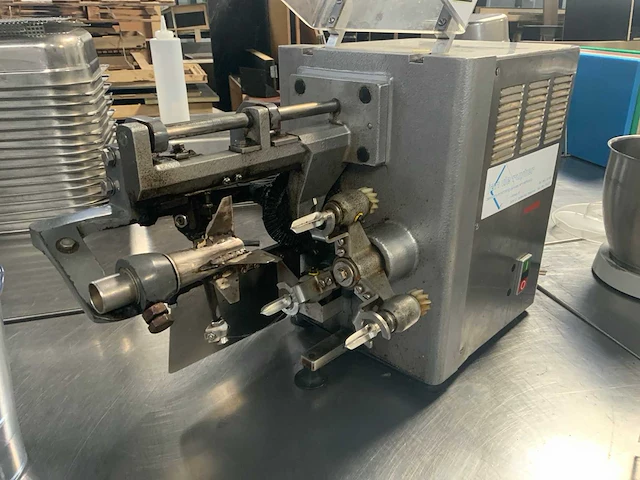 Feuma asetm-e2 appelschilmachine - afbeelding 4 van  8