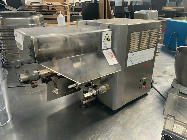 Feuma asetm-e2 appelschilmachine - afbeelding 7 van  8