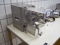 Feuma - afbeelding 2 van  5