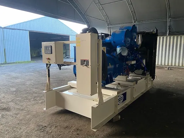 Fg wilson p900-1 - 900 kva - open generator - afbeelding 9 van  16