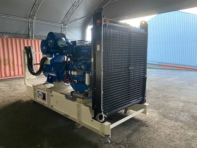 Fg wilson p900-1 - 900 kva - open generator - afbeelding 10 van  16