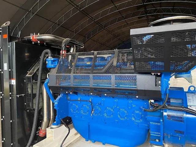 Fg wilson p900-1 - 900 kva - open generator - afbeelding 13 van  16